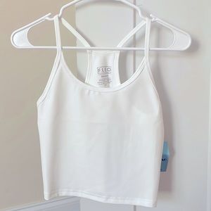 NWT white Fleo switch up crop